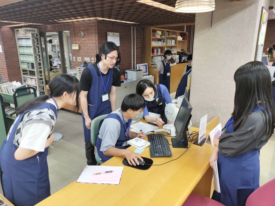 図書館インターンシップ1日目 (3)