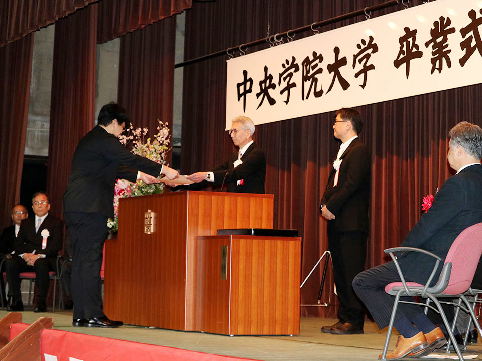 2025年度卒業式商学部