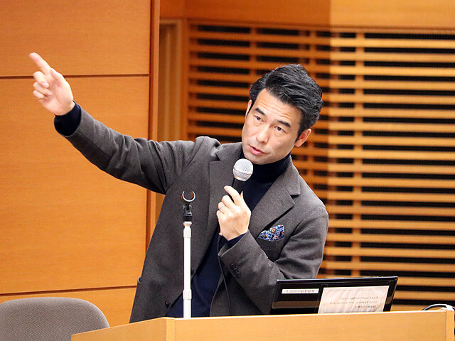 01_「国際ジャーナリスト宮下洋一氏特別講義」実施報告